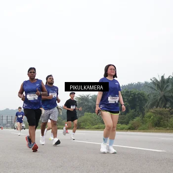 Runner Photo 7438915