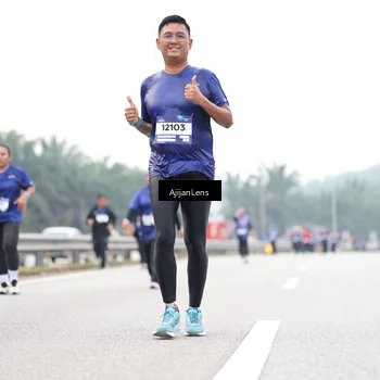 Runner Photo 7438929