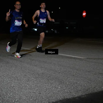 Runner Photo 7438930