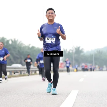 Runner Photo 7438937