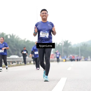 Runner Photo 7438938