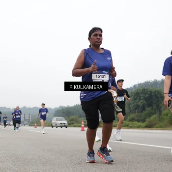 Runner Photo 7438954