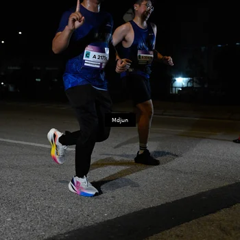 Runner Photo 7438979