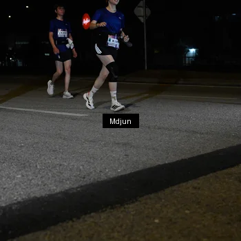 Runner Photo 7439012