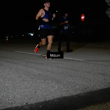Runner Photo 7439030