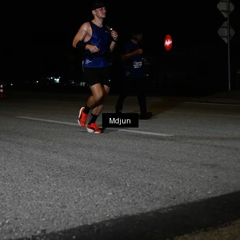 Runner Photo 7439033
