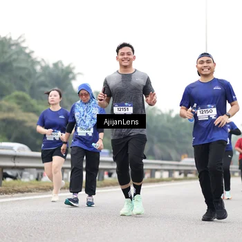 Runner Photo 7439039