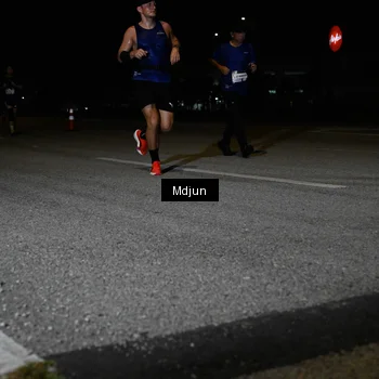 Runner Photo 7439041