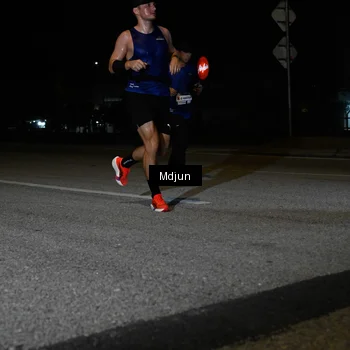 Runner Photo 7439043