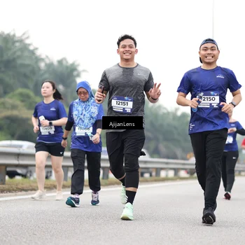 Runner Photo 7439046