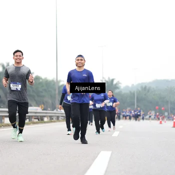 Runner Photo 7439057