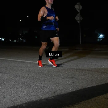 Runner Photo 7439068