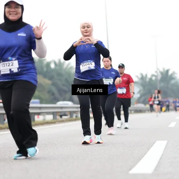 Runner Photo 7439071