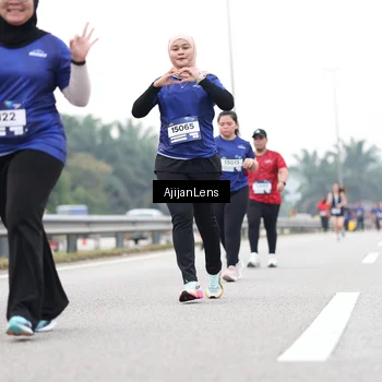 Runner Photo 7439072