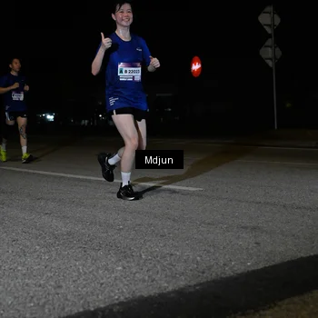 Runner Photo 7439077