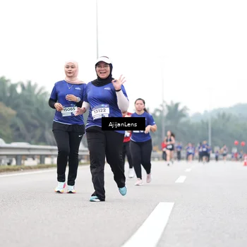 Runner Photo 7439088