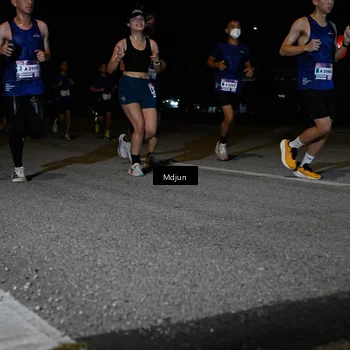 Runner Photo 7439109