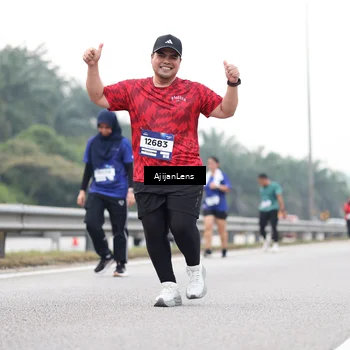 Runner Photo 7439114