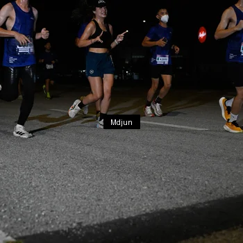 Runner Photo 7439117