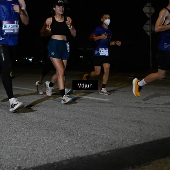Runner Photo 7439122