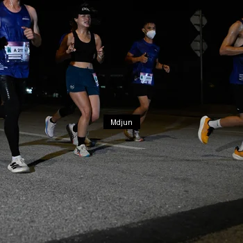 Runner Photo 7439123