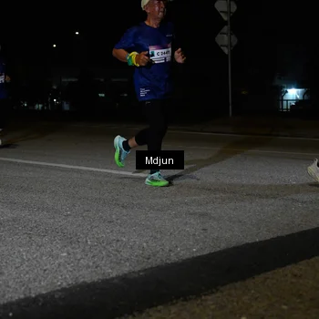Runner Photo 7439136