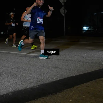 Runner Photo 7439171