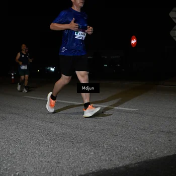 Runner Photo 7439216