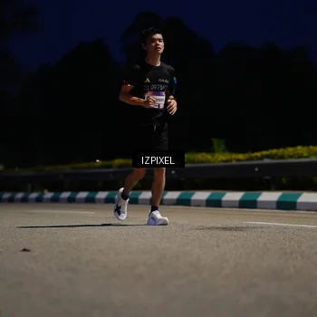 Runner Photo 7439217