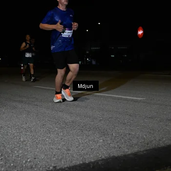 Runner Photo 7439219