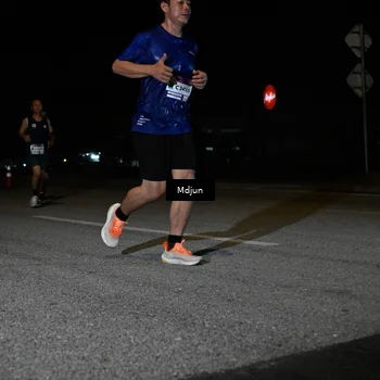 Runner Photo 7439220