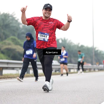 Runner Photo 7439222