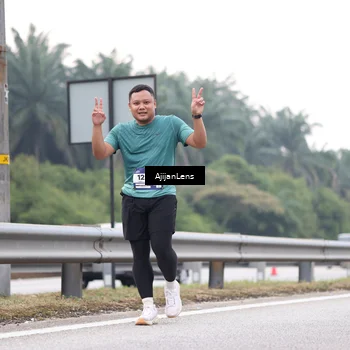 Runner Photo 7439241