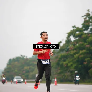 Runner Photo 7439257