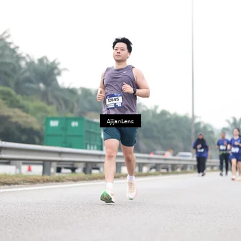 Runner Photo 7439260