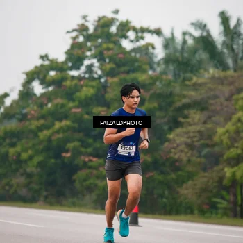 Runner Photo 7439281