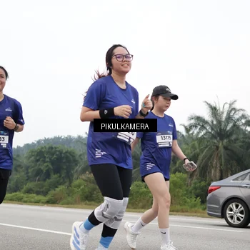 Runner Photo 7439287