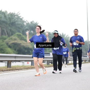 Runner Photo 7439289