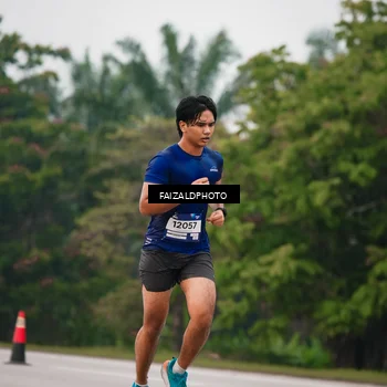 Runner Photo 7439309