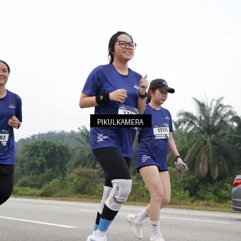 Runner Photo 7439323