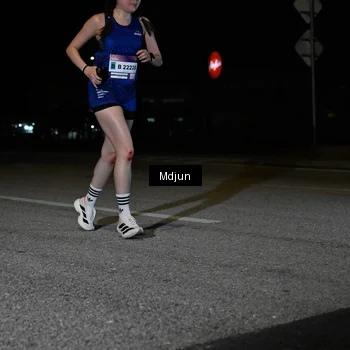 Runner Photo 7439332