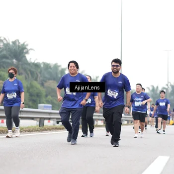 Runner Photo 7439340