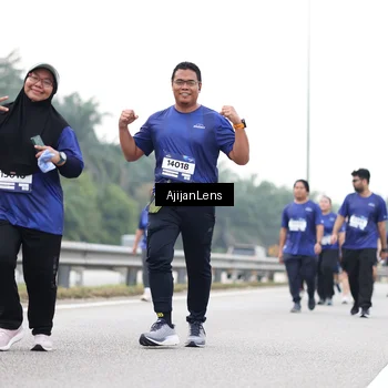 Runner Photo 7439347