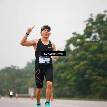Runner Photo 7439348
