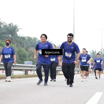 Runner Photo 7439350