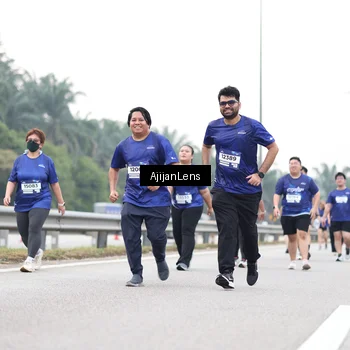 Runner Photo 7439353