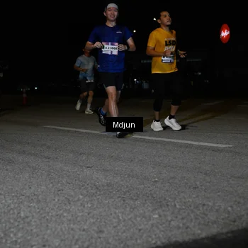Runner Photo 7439369