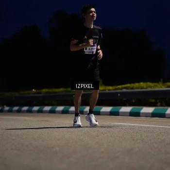 Runner Photo 7439370