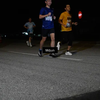 Runner Photo 7439371