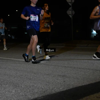 Runner Photo 7439421